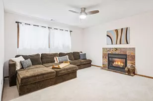 112308 Baxter Ct, Chaska, MN 55318 - Photo 23