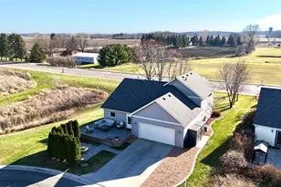 633 17th St S, Sartell, MN 56377 - Photo 1