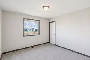 8666 Ebersole Ave, Monticello, MN 55362 - Photo 21