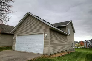 2762 Ridgeview Dr, Red Wing, MN 55066 - Photo 17