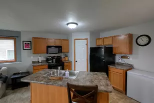 2762 Ridgeview Dr, Red Wing, MN 55066 - Photo 5