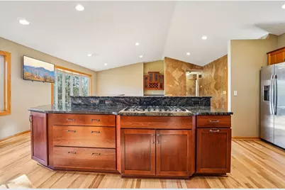 9685 Clover Circle, Eden Prairie, MN 55347 - Photo 17