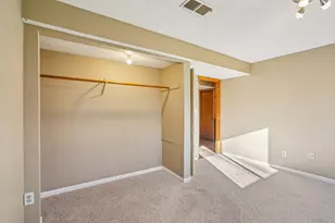 9685 Clover Cir, Eden Prairie, MN 55347 - Photo 37