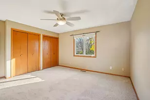 9685 Clover Cir, Eden Prairie, MN 55347 - Photo 21