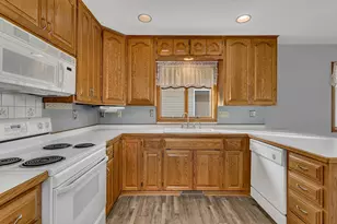 290 Waite Ave S, Saint Cloud, MN 56301 - Photo 7