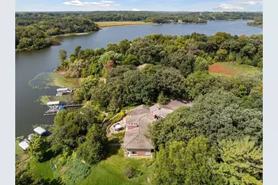 7011 Willow Creek Road, Eden Prairie, MN 55344 - Photo 39