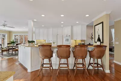 7011 Willow Creek Road, Eden Prairie, MN 55344 - Photo 13