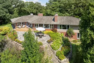 7011 Willow Creek Rd, Eden Prairie, MN 55344 - Photo 5