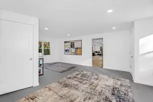 5111 Colonial Dr, Golden Valley, MN 55416 - Photo 9