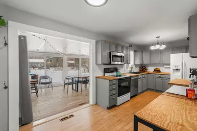 5573 Fairview Avenue N, Shoreview, MN 55126 - Photo 5