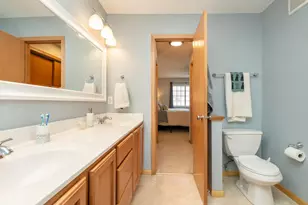 332 Brickyard Dr, Chaska, MN 55318 - Photo 15