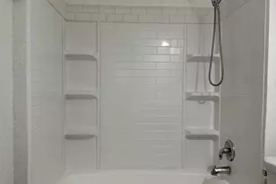 6618 Colfax Ave N, Brooklyn Center, MN 55430 - Photo 9