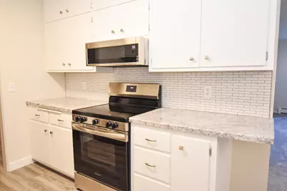 605 7th Street S #2, Fargo,  58103 - Photo 3