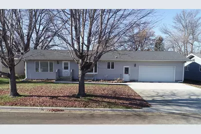 314 10th Ave SE, Elbow Lake, MN 56531 - Photo 1