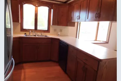 314 10th Ave SE, Elbow Lake, MN 56531 - Photo 3