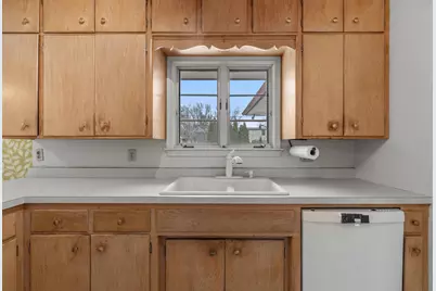 1362 Belmont Lane W, Roseville, MN 55113 - Photo 19