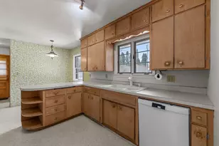 1362 Belmont Ln W, Roseville, MN 55113 - Photo 17