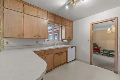 1362 Belmont Lane W, Roseville, MN 55113 - Photo 21