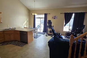 2155 Cleveland Ln S, Cambridge, MN 55008 - Photo 3