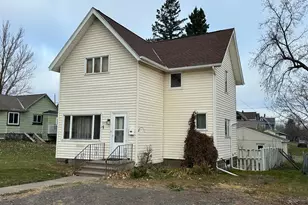 623 3rd St, Duluth, MN 55810 - Photo 1