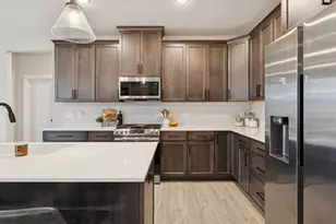 10173 Arrowwood Trl, Woodbury, MN 55129 - Photo 7