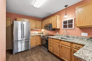 9935 Russell Ave N, Brooklyn Park, MN 55444 - Photo 5