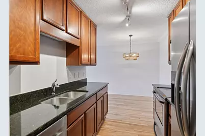 821 Douglas Avenue #304, Minneapolis, MN 55403 - Photo 9