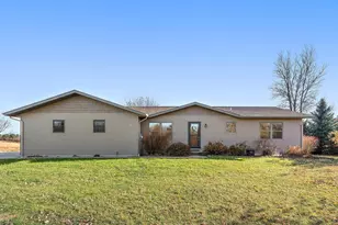 9528 115th St NW, Pine Island, MN 55963 - Photo 7