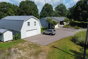 58560 Kirkwood Rd, Mankato, MN 56001 - Photo 7