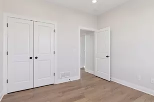 610 Field Point St, Roberts, WI 54023 - Photo 35