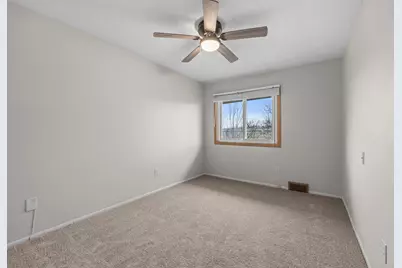 2313 Hampshire Avenue S, Saint Louis Park, MN 55426 - Photo 37