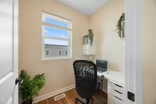 1365 Howard St N, Saint Paul, MN 55119 - Photo 11