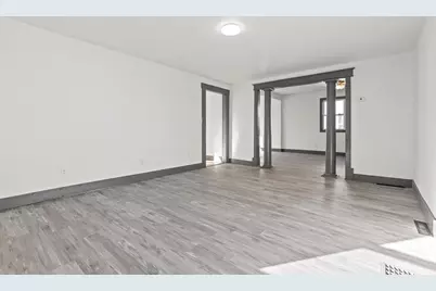 409 4th Street W, Canby, MN 56220 - Photo 9