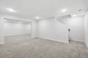 2990 Coventry Cir, River Falls, WI 54022 - Photo 35