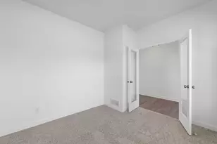 7541 Lower 42nd Street N, Oakdale, MN 55128 - Photo 9