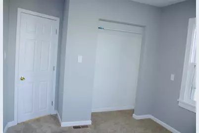 108 N Secor Street, Bricelyn, MN 56014 - Photo 7