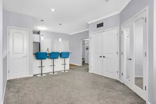 10075 City Walk Dr, Woodbury, MN 55129 - Photo 7