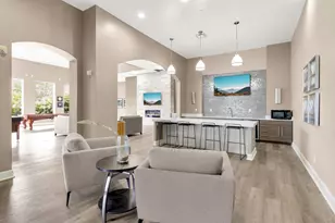 10075 City Walk Dr, Woodbury, MN 55129 - Photo 17