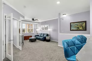 10075 City Walk Dr, Woodbury, MN 55129 - Photo 7