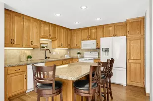 5456 Sanibel Dr, Minnetonka, MN 55343 - Photo 9