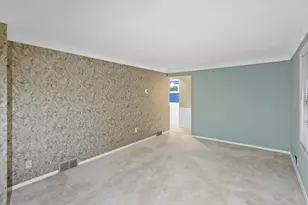 10633 Russell Ave S, Bloomington, MN 55431 - Photo 17