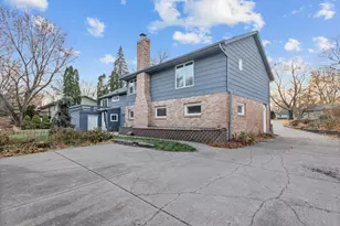 10633 Russell Ave S, Bloomington, MN 55431 - Photo 5