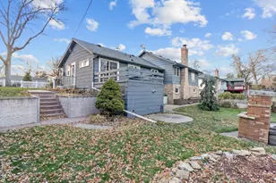 10633 Russell Ave S, Bloomington, MN 55431 - Photo 3