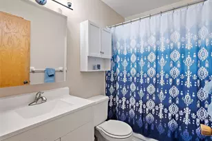 16591 Terrey Pine Dr, Eden Prairie, MN 55347 - Photo 15