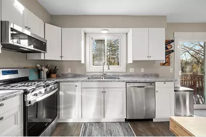 16591 Terrey Pine Drive, Eden Prairie, MN 55347 - Photo 9