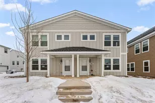 1368 Winthrop St N, Saint Paul, MN 55119 - Photo 1