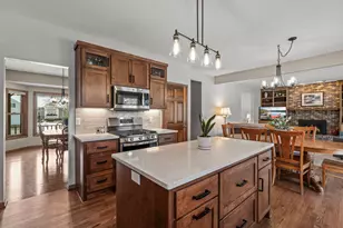 115 Woodridge Ln, Lino Lakes, MN 55014 - Photo 9