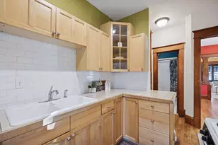 988 Dayton Ave, Saint Paul, MN 55104 - Photo 19