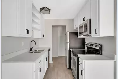 4624 Cedar Lake Road S #7, Saint Louis Park, MN 55416 - Photo 3