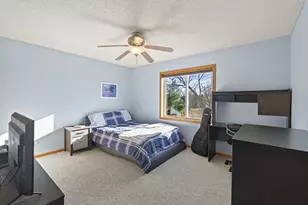 635 35th St W, Hastings, MN 55033 - Photo 15